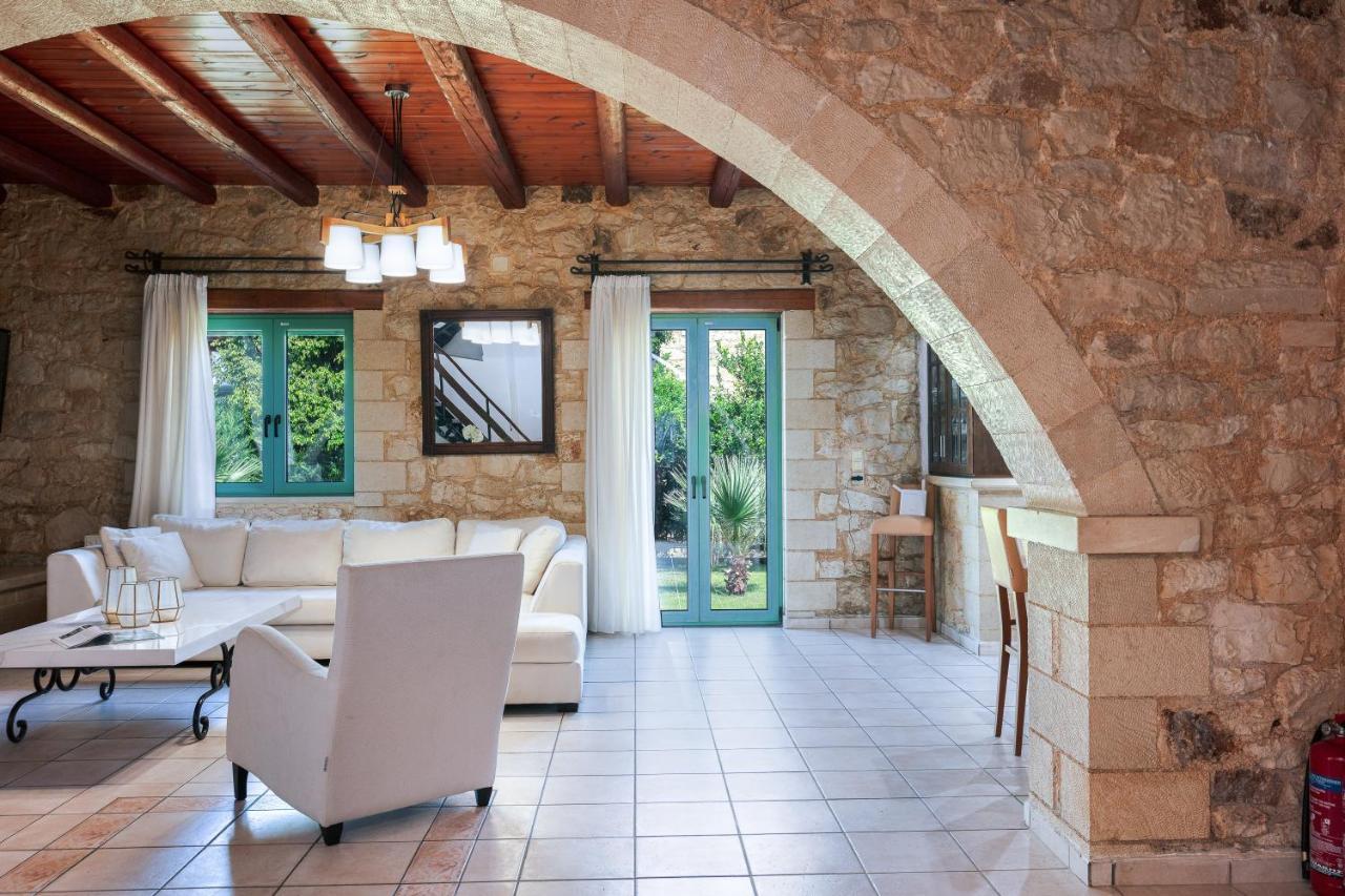 Villa Pinelopi Asproulianoi Экстерьер фото