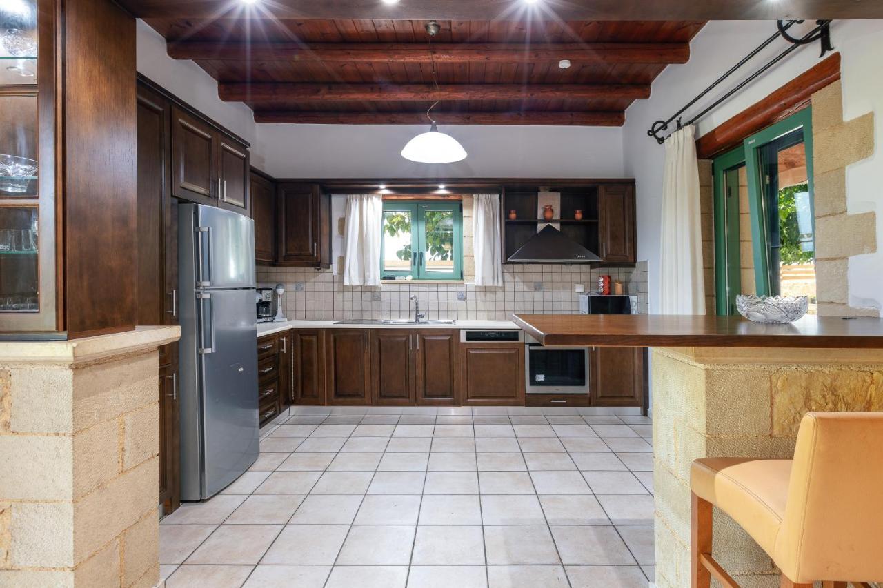 Villa Pinelopi Asproulianoi Экстерьер фото